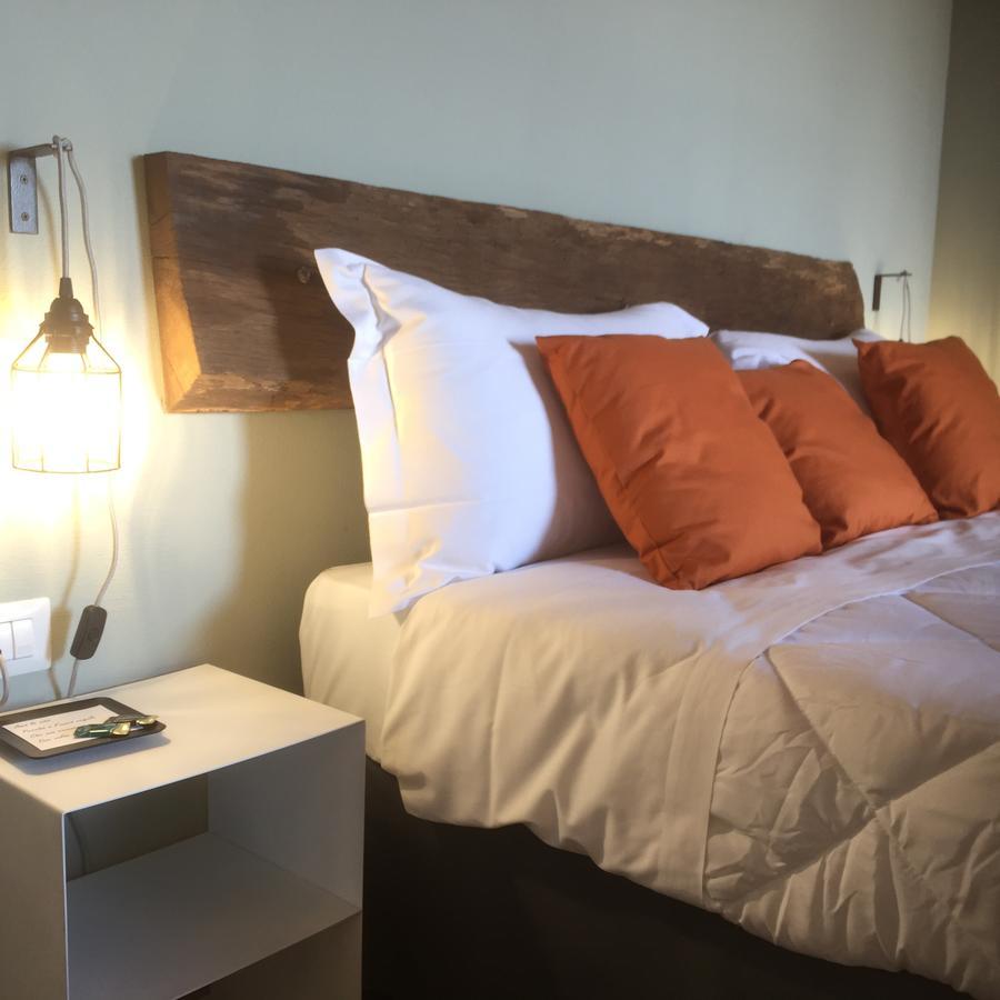 Tabano Ristorante-Casolare Bed & Breakfast เยซี ภายนอก รูปภาพ